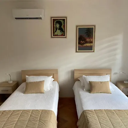 Apartment Ajna *