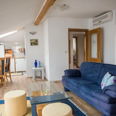Apartment Ajna